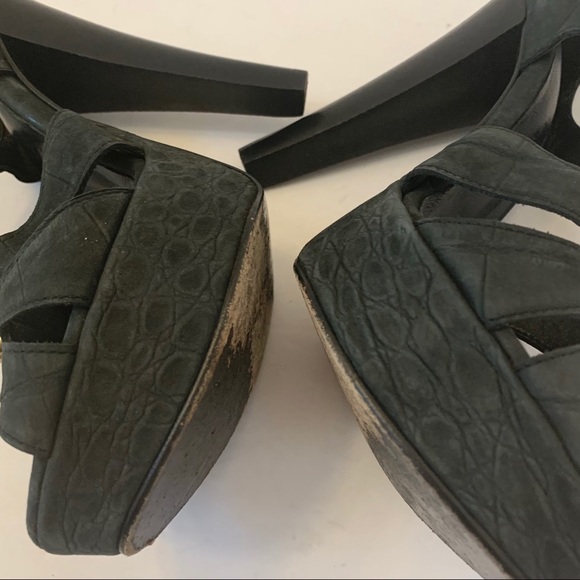 Thomas Wylde Black Leather Gold Stud Heels Sz 8 - Picture 9 of 15